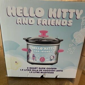 Hello Kitty Pink and White Slow Cooker